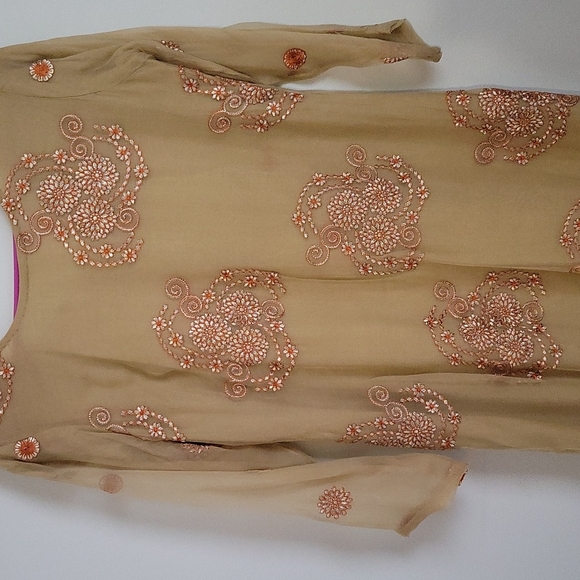 Pakistani shalwar kameez - Picture 5 of 5